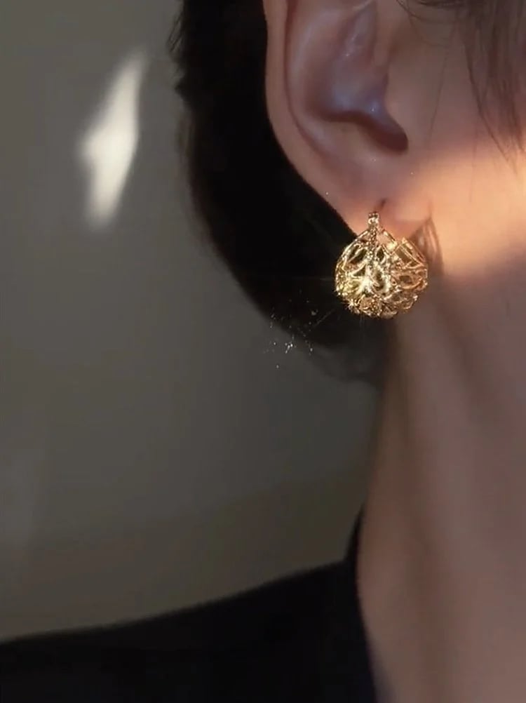 Fashion Cutout Earrings 💕💕