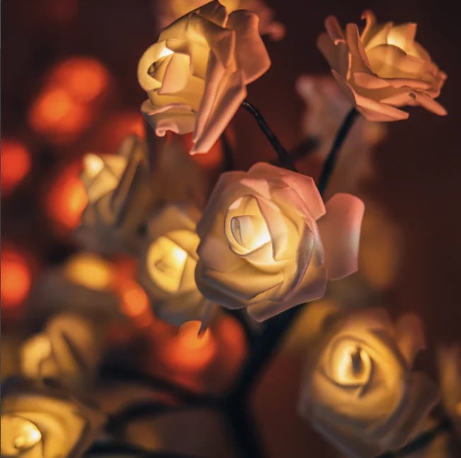 Forever Rose Tree Lamp™